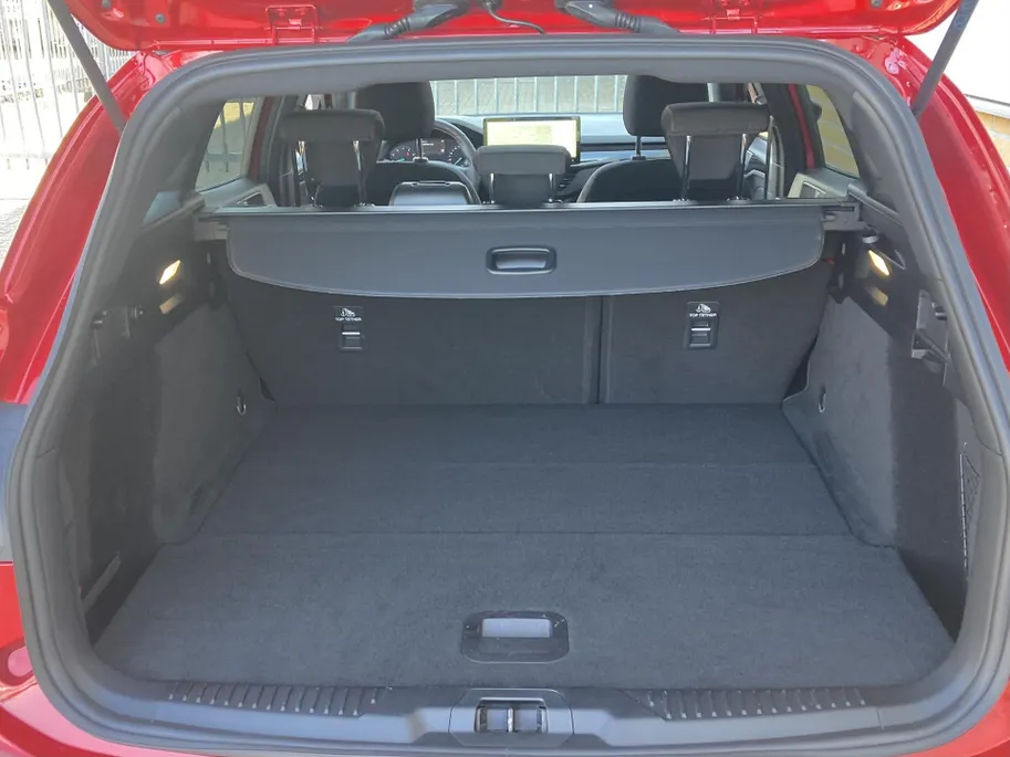 Ford Focus Wagon 1.0 EcoBoost Hybrid 155 pk Autom. ST Line X Wagon Automaat - Panoramadak - Winter Pack - Navigatie - Apple Carplay/ Android Auto