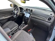 Suzuki Vitara 1.4 Hybrid Style | €2200.- korting | Hoge instap | Navigatie | Half leer | Camera