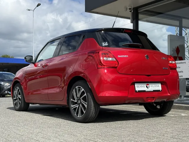 Suzuki Swift 1.2 Style Smart Hybrid Automaat | Bi-tone