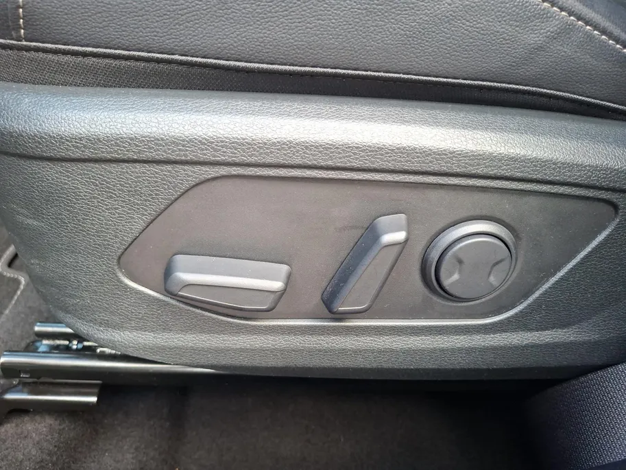 Kia Sportage 1.6 T-GDi Hybrid DynamicPlusLine Schuifkanteldak | Stoel + stuurverwarming | ACC | Achteruitrijcamera |