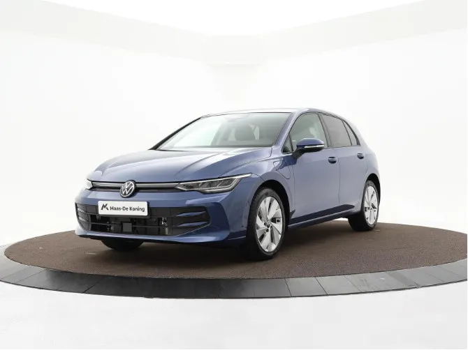 Volkswagen Golf Life Edition 1.5 eHybrid 204 PK 6 versn. DSG · Draadloze telefoonlader · Achteruitrijcamera · Privatelease Van 594,- voor  472,- obv 24 maanden! · Prijs is inclusief inruilpremie · MEGA SALE