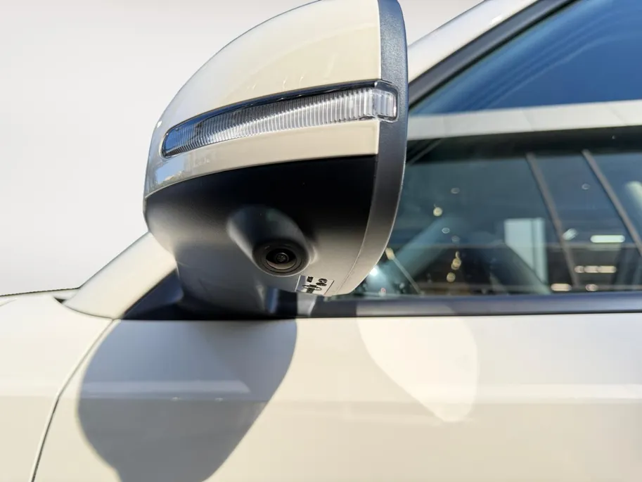 Hyundai Inster Evolve 49 kWh | Demo | Warmtepomp | 360 graden camera | Keyless entry | Dodehoek detectie |