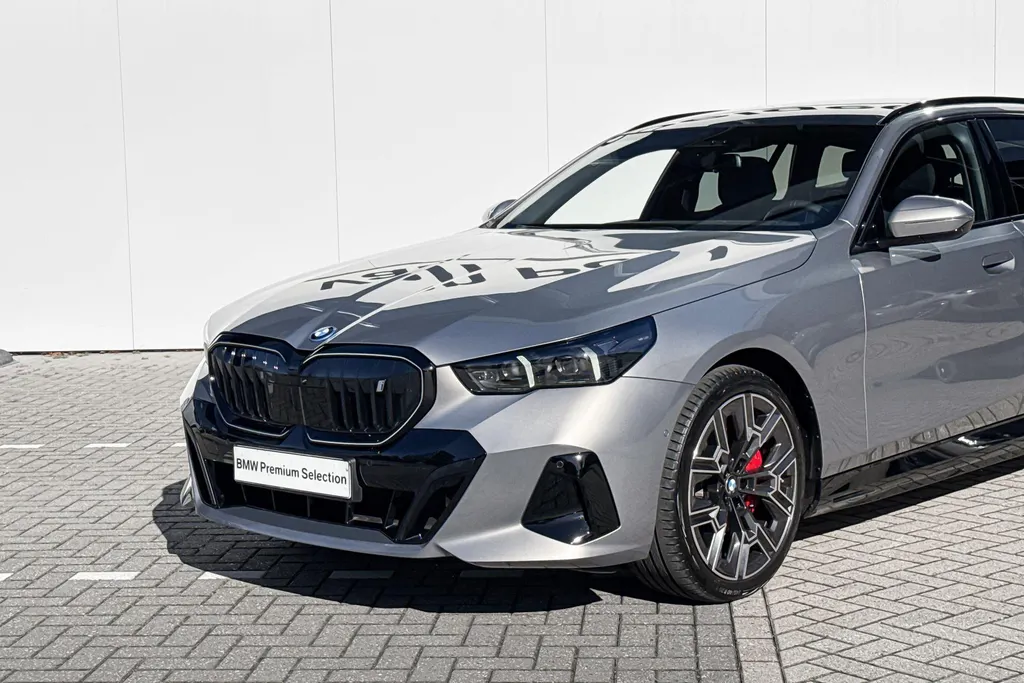 BMW i5 Touring eDrive40 84 kWh