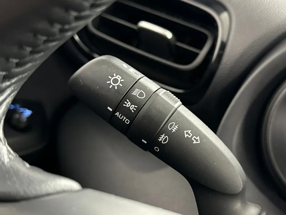 Toyota Yaris Cross 1.5 Hybrid Dynamic | Navigatie | 17'' L.M. Velgen | Adaptieve Cruise Control