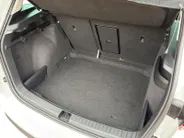 Škoda Karoq 1.5 TSI ACT Business Edition *Automaat*Navi via Carplay*Camera*Parkeersensoren*Climate Control*Keyless*Cruise Control*LM.Velgen*Zeer nette auto!