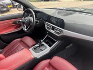 BMW 3 Serie 320e Business Edition Plus *Automaat*Navigatie*Parkeersensoren*Carplay*Lederen bekleding*Stoelverwarming*LM.Velgen*Zeer nette auto!