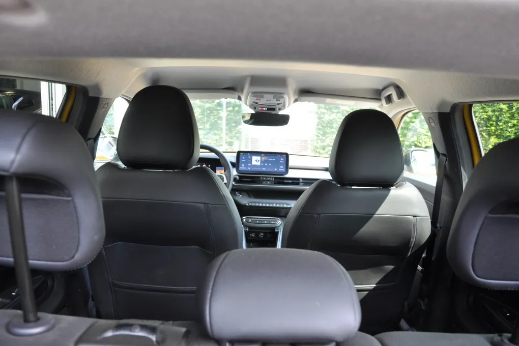 Jeep Avenger 1.2 e-Hybr Summit Great car, small price