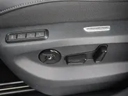 Volkswagen Tiguan 1.5 204pk DSG eHybrid R-Line · Panoramadak · Harman Kardon · Leder · 360 Camera · Wegklapbare Trekhaak · Stoelventilatie · Massage · 20'' Inch ·
