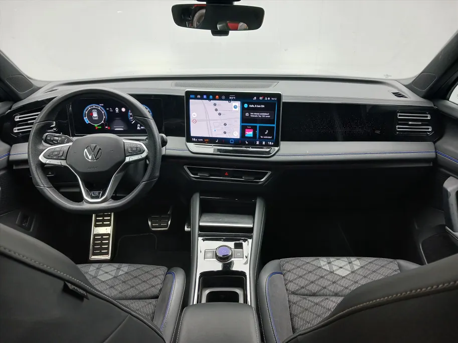 Volkswagen Tiguan 1.5 eTSI 150pk DSG-7 R-Line Business + Elekt. Trekhaak Wegklapbaar / Origineel Nederlands /