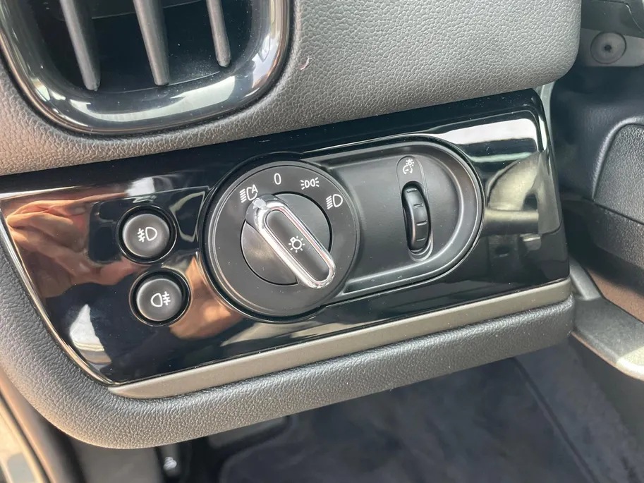 MINI Countryman 1.5 Cooper S E ALL4 Chili *Automaat*Navi+Camera*Climate Control*Schuif/kanteldak*Heads up Display*Harman Kardon Audio*Stoelverwarming*Vol opties!