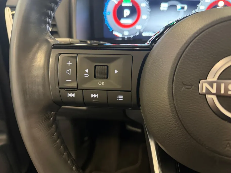 Nissan X-Trail Check uitvoering | Navi | Camera | Pano | Cruise |