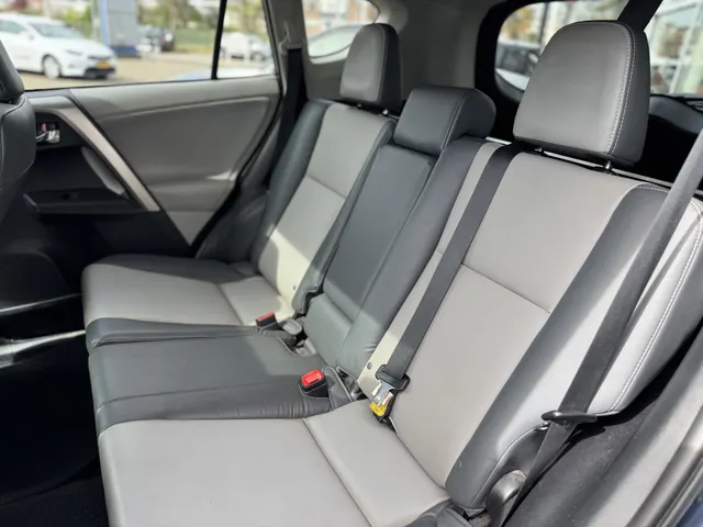 Toyota RAV4 2.5 Limited 4WD Automaat leder panodak