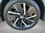 Škoda Octavia Combi 1.4TSI iV PHEV 150kW/204PK Sportline Business · Apple/Android Car Play · Stoelverwarming · Navigatie · Camera + Parkeersensoren