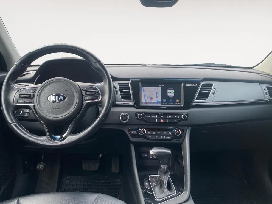 Kia Niro 1.6 GDi Hybrid ExecutiveLine | Dodehoekdetectie | Lederen bekleding | Stoelverwarming en ventilatie | 18 inch  LM-velgen | Elektr. stoel | Parkeercamera |
