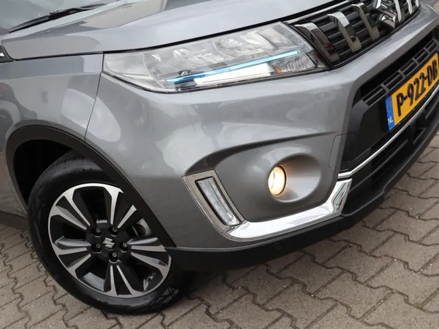 Suzuki Vitara 1.4 BoosterJet Style Hybrid Trekhaak | AdaptiveCruise | Carplay