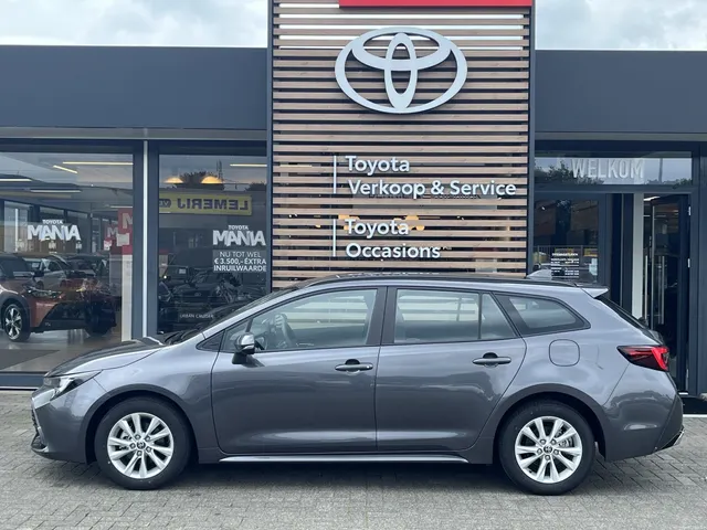 Toyota Corolla Touring Sports Hybrid 140 Active