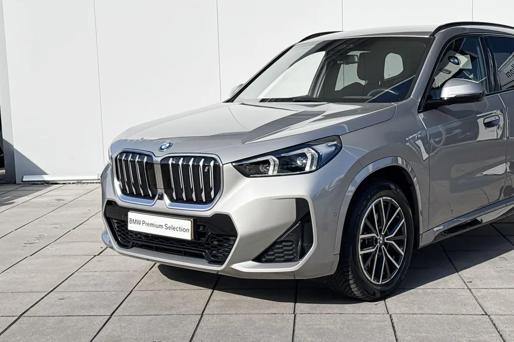 BMW iX1 xDrive30 M-Sport