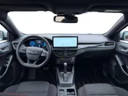 Ford Focus Wagon 1.0 EcoBoost Hybrid ST Line X | 155 pk | Automaat | Adapt. cruise control | BLIS | Pano dak | Parkeersensoren voor en achter | Achteruitrijcamera | 17' lichtmetalen velgen | Privacy glas | Fabrieksgarantie |