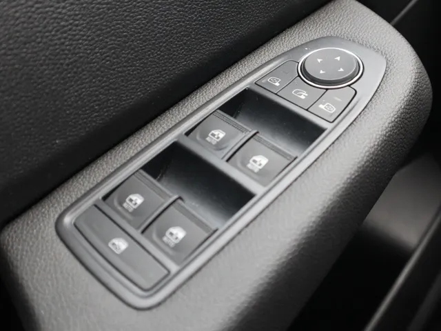 Mitsubishi Colt 1.0T Intense