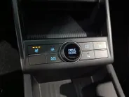 Hyundai Kona Electric Long Range Pure Edition 64.8 kWh | VERSCHILLENDE KLEUREN! | € 1.500,- korting! | OP=OP | ACTIE