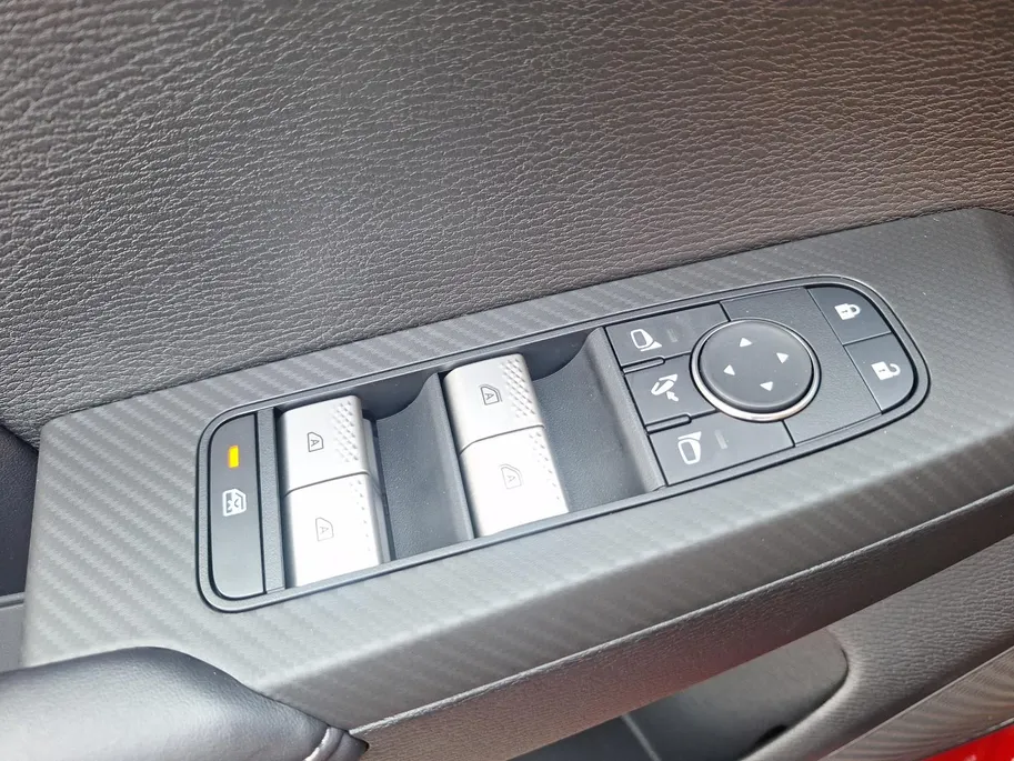 Mitsubishi Outlander 2.4 PHEV Limited Edition Zeer Complete uitvoering| 8 jaar garantie| Snel leverbaar | Totaalprijs op is op.