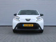 Toyota Aygo X 1.0 VVT-i S-CVT first | Camera | Android Auto/Apple Carplay | Cruise | Clima | Automaat | 17' LM |