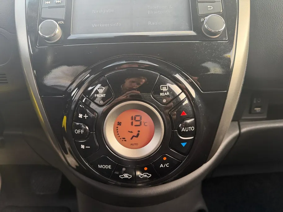 Nissan Micra 1.2 Connect Edition N-TEC | Automaat | Bluetooth | Parkeersensoren | 1e Eigenaar | 48.453KM!!! | NAP | Cruise & Climate Control | Navigatie | LMV | 12 Maanden BOVAG Garantie