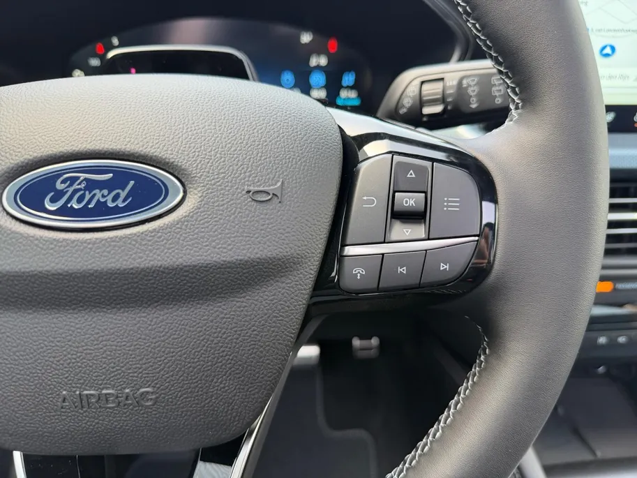 Ford Kuga 2.5 PHEV BlueCruise Edition | 3 Weken Verwachte Levertijd | €4.000,- Ready Set Ford Bonus | Elektrisch Wegklapbare Trekhaak | Panoramadak | Incl. Lifetime BlueCruise | B&O Premium Audio | 360 Graden Camera | 20' Lichtmetalen Velgen | Matrix LED Koplampen