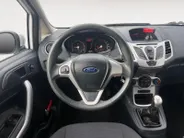 Ford Fiesta 1.25 Champion | Trekhaak | Airco | Elektr. ramen voorzijde | Buitenspiegels elektr. verstelbaar |