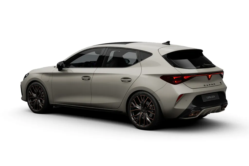 CUPRA Leon VZ Performance | Achteruitrijcamera | Digitaal instrumentenpaneel (Virtual Cockpit) | Draadloze Apple CarPlay™, Android Auto™