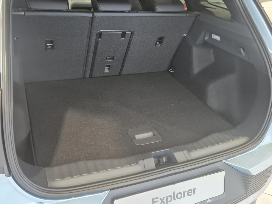 Ford Explorer Premium Extended Range RWD 77 kWh