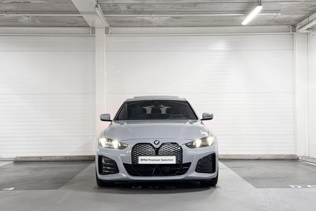 BMW i4 eDrive40