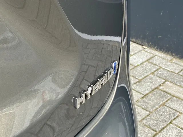 Toyota Yaris Cross Toyota Yaris Cross 1.5 Hybrid Executive | Trekhaak | HUD | JBL | PDC V+A