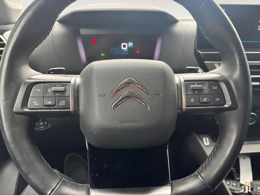 Citroën C4 1.2 Puretech Shine AUTOMAAT NAVI AIRCO CAMERA PARKEERSENSOREN CRUISE CONTROLE APPLE CARPLAY ANDROID AUTO HOGE INSTAP ZEER MOOIE AUTO