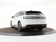 Volkswagen ID.7 Pro Limited Edition 77 kWh accu 286 PK · Draadloze telefoonlader · 360 camera · verwarmde voorstoelen · Voorraad OUTLET · Prijs is inclusief inruilpremie ·