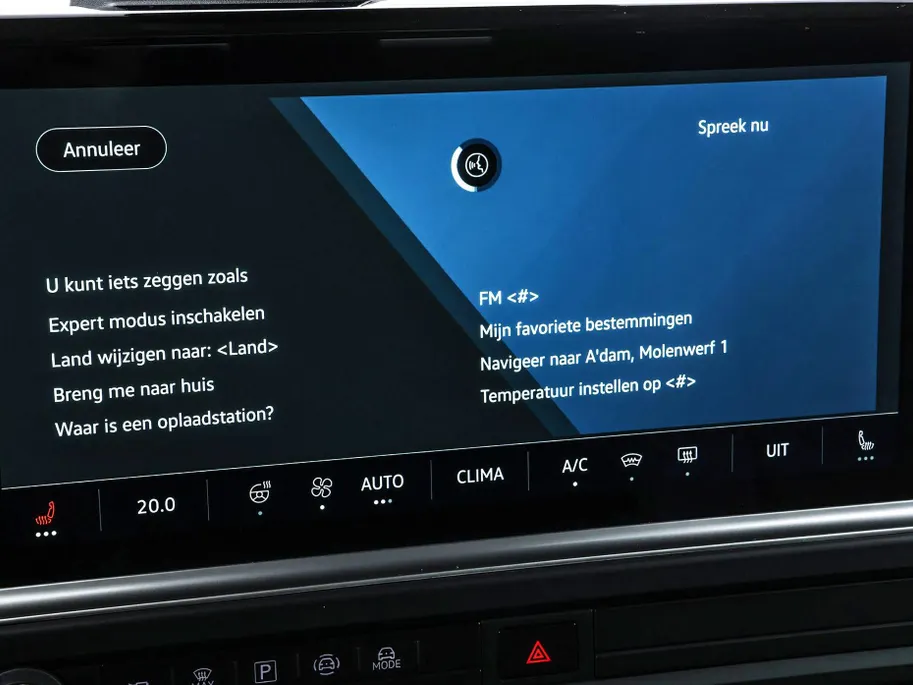 Volkswagen Caravelle Bedrijfswagens Style 70kWh / 218pk L2 · 8-zits · 734104