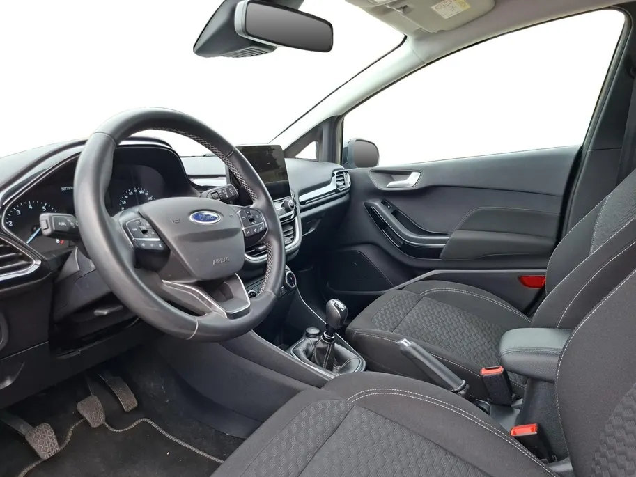 Ford Fiesta 1.0 EcoBoost Hybrid Titanium | Winterpack | Keyless entry | Led verlichting | verwarmbare stoelen | DAB+ |