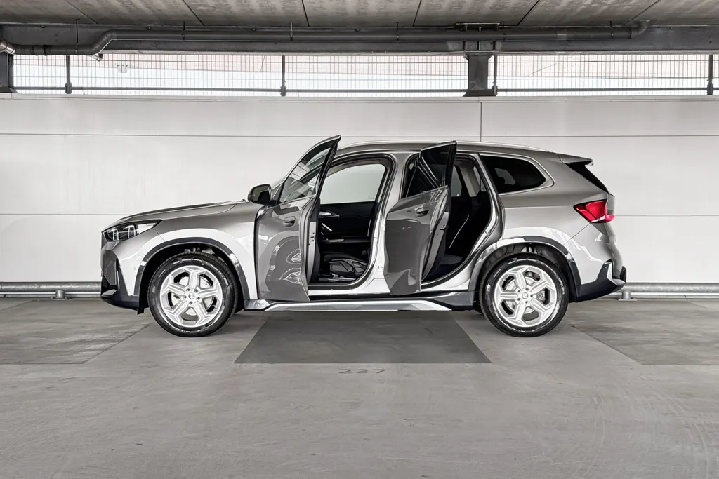 BMW iX1 eDrive20 Pure Edition 67 kWh