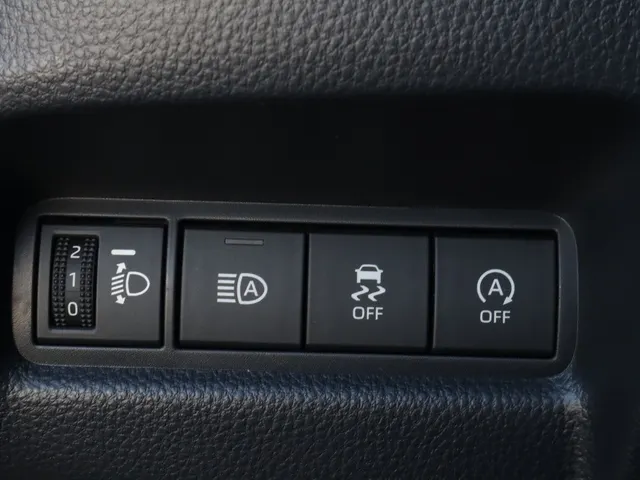 Toyota Aygo X 1.0 VVT-i MT Pulse Bi-tone | Carplay | All Seasons