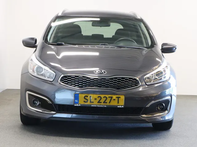 Kia cee'd Sportswagon 1.0 T-GDi Design Edition 4 seizoensbanden