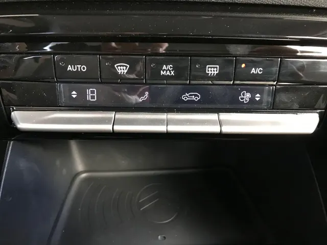 Citroën C3 1.2 Hybrid 110pk Max