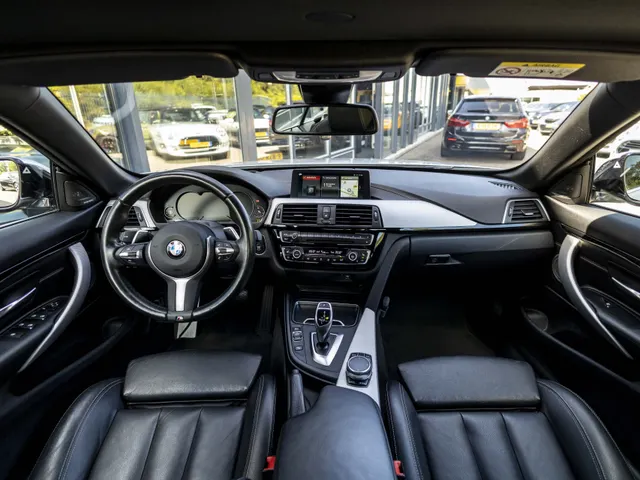 BMW 4 Serie Cabrio 440i High Executive | Head Up Display | Apple Carplay