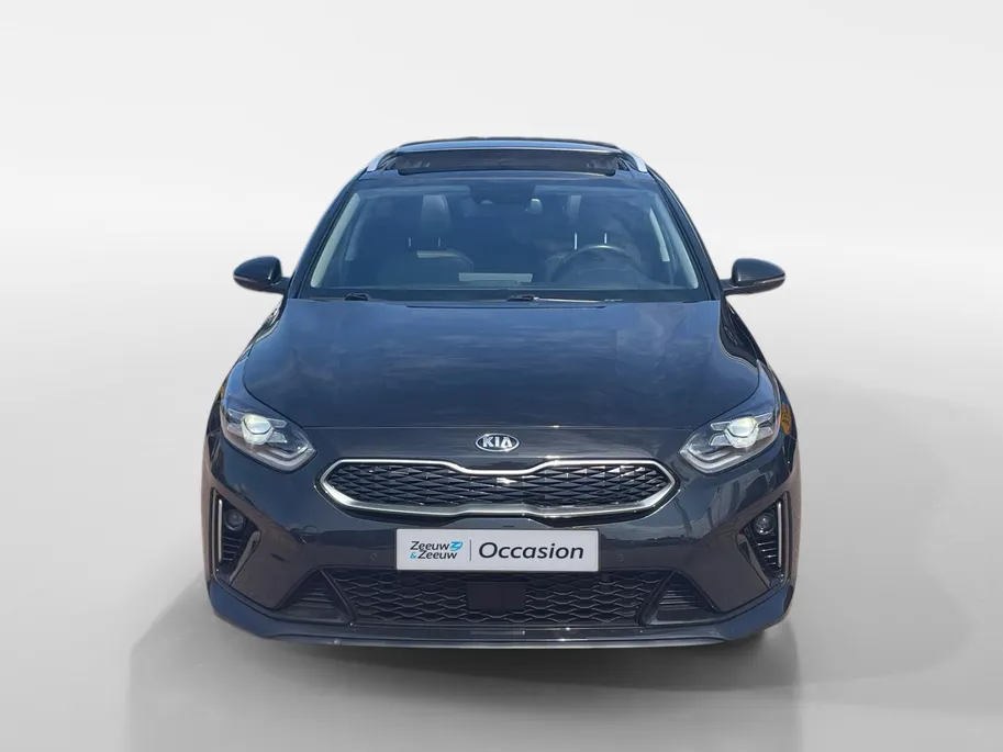 Kia Ceed Sportswagon 1.6 GDI PHEV ExecutiveLine *Automaat*Navi+Camera*Schuif/kanteldak*Climate Control*Adapt. Cruise Control*Stoelverwarming/ventilatie*Elekt. stoel*Elekt. achterklep*Zeer nette auto!