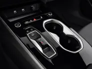 Audi A6 Avant 2.0 367pk e-hybrid Quattro S edition Competition · Glazendak · Luchtvering · B&O Audio · Wegklapbare Trekhaak · Elek. Stuur · Elek. Voorstoel · 21'' Inch · Garantie t/m 07-12-2030 of 100.000km