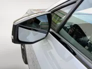 Kia Sportage 1.6 T-GDi Hybrid Dark Edition | Camera | Stuurverwarming | Stoelverwarming voor + achter | Apple Carplay / Android Auto | LMV | LED |