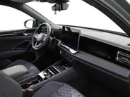 Volkswagen Tiguan 1.5 eHybrid 272pk DSG R-Line Edition · Panoramadak · 360 Camera · Harman Kardon Audio · Inklap. Trekhaak · Matrix LED · Head-Up Display · Keyless · Garantie t/m 19-11-2030 of 100.000km