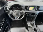 Kia Sportage 1.6 T-GDI GT-Line First Edition | NAVIGATIE | CLIMATE & CRUISE CONTROLE | LEDER | TREKHAAK | ALL SEASON BANDEN |