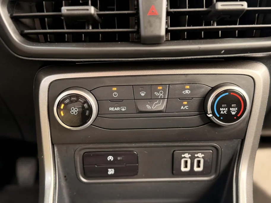 Ford EcoSport 1.0 EcoBoost Trend Ultimate CRUISE CONTROL I PARKEERSENSOREN ACHTER I APPLE CARPLAY / ANDROID AUTO I