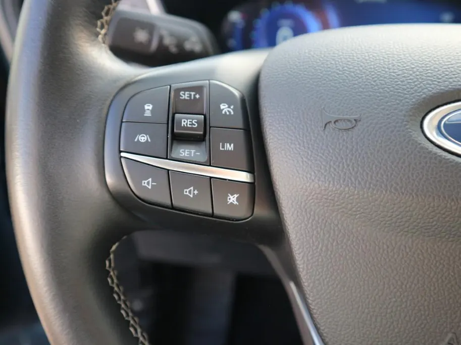 Ford Kuga 2.5 PHEV Vignale | TREKHAAK | PANO | WINTER | HUD | ADAP CRUISE | BLIS |