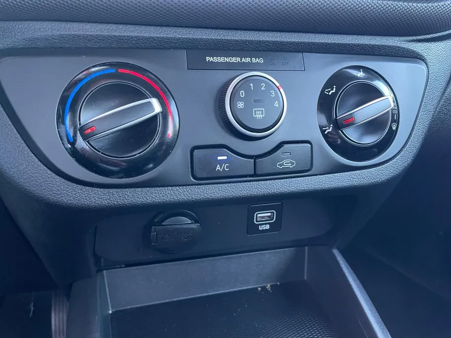 Hyundai i10 1.0 Comfort Smart |Airco| Navigatie| Achteruitrijcamera| Cruise Control| Automatische verlichting |